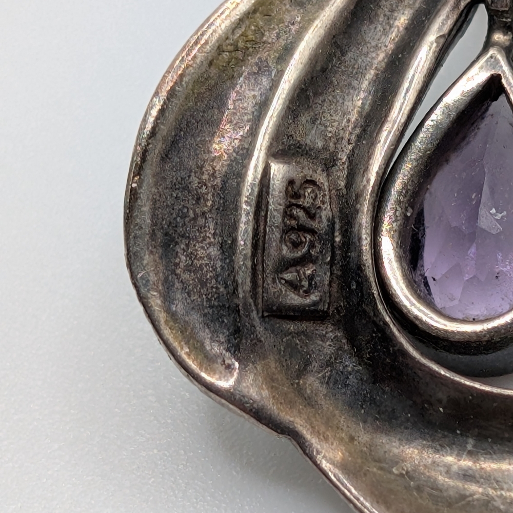 Marcasite, Amethyst, Pearl And Silver Necklace - Picture 5 of 6